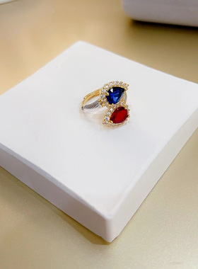 富贵高级中古风法式红蓝宝石戒指