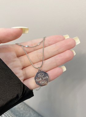 叠戴双层字母牌夏季INS气质项链