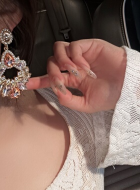 古早千金风粉色闪钻耳坠夸张设计高级感耳环网红镶钻长款耳钉耳夹
