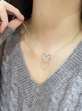 轻奢小众镂空转折爱心项链