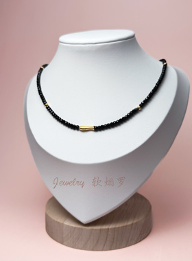 软烟罗天然黑色尖晶石手工锁骨链