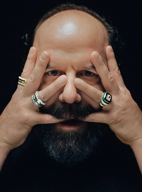 VEERT The Multi Enamel Ring in Yellow Gold戒指