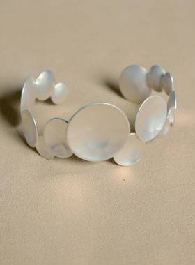 克鲁兹不对称圆勺烧白戒指/配套手工制品