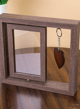Hot selling heart-shaped rotating 6-inch wooden photo frame