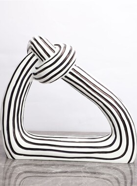 现代简约创意白j黑条纹扭结树脂摆件样板房家居玄关客厅软装饰品