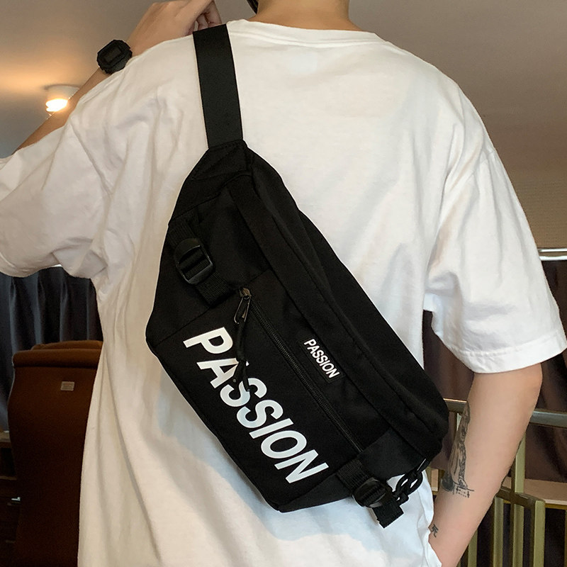 胸包潮牌工装学生ins潮男士斜挎包 大牙男士包袋