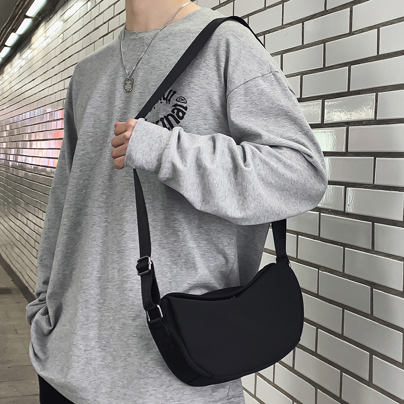 潮牌斜挎包男休闲单肩包ins潮时尚简约挎包女学生小背包斜跨百搭,淘宝优惠券,粉丝福利购,淘宝优惠卷