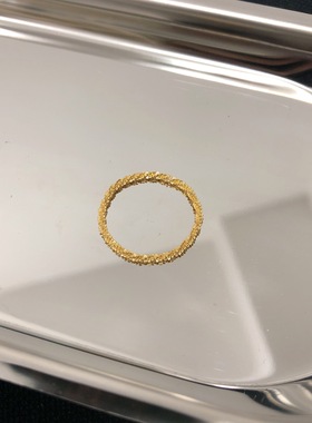 新年小众设计戒指女小众纹理闭口细圈戒指素圈简约锤纹仿黄金指环