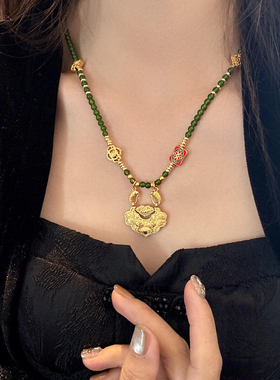 轻奢富贵感原创新中式碧玉如意绿玛瑙古法沙金锦鲤平安锁项链女