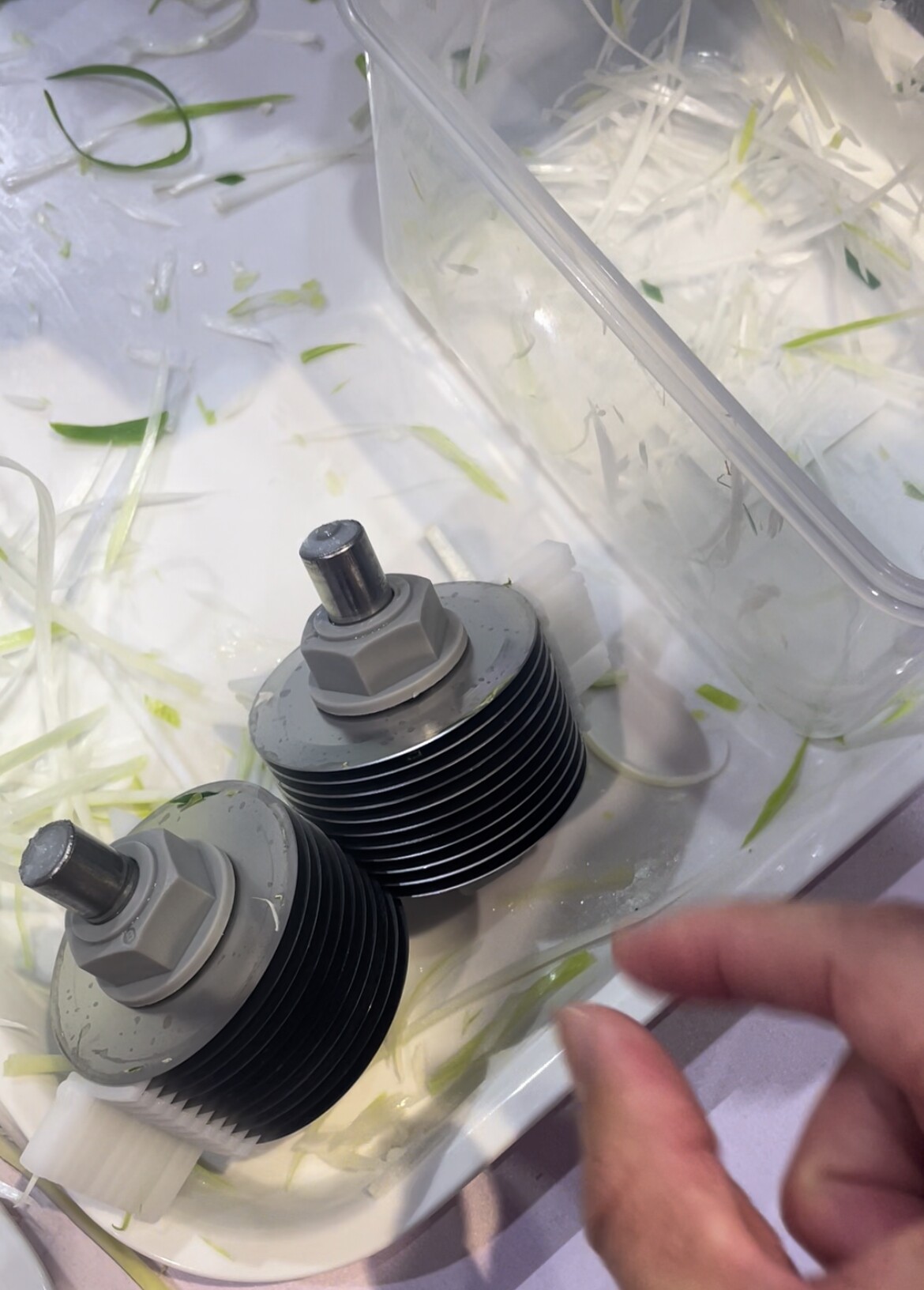 大葱切丝机电动商用葱丝神器烤鸭店专用韩国进口小葱芹菜切丝机