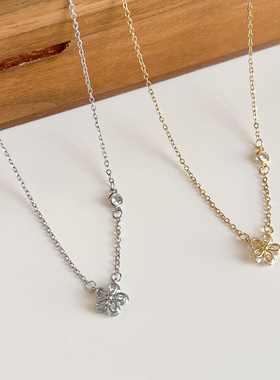 银色花朵项链女简约高级感锁骨链