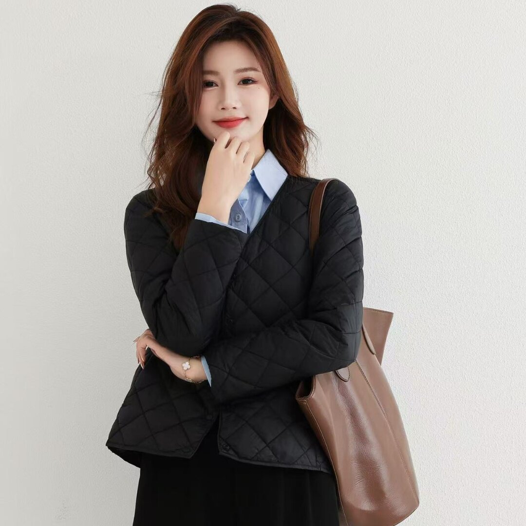 大衣内搭轻薄羽绒服女短款外套2026秋冬新款内胆V领修身保暖打底
