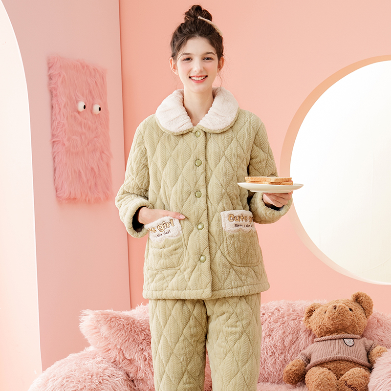 芬腾三层夹棉睡衣女冬2025年新款高级感家居服珊瑚绒加绒加厚套装