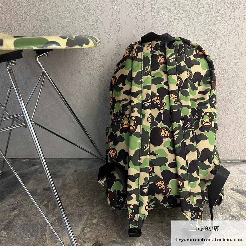 现货 BAPE BABY MILO 经典 绿迷彩小猴子 动物园 双肩包休闲卡通 - 图1