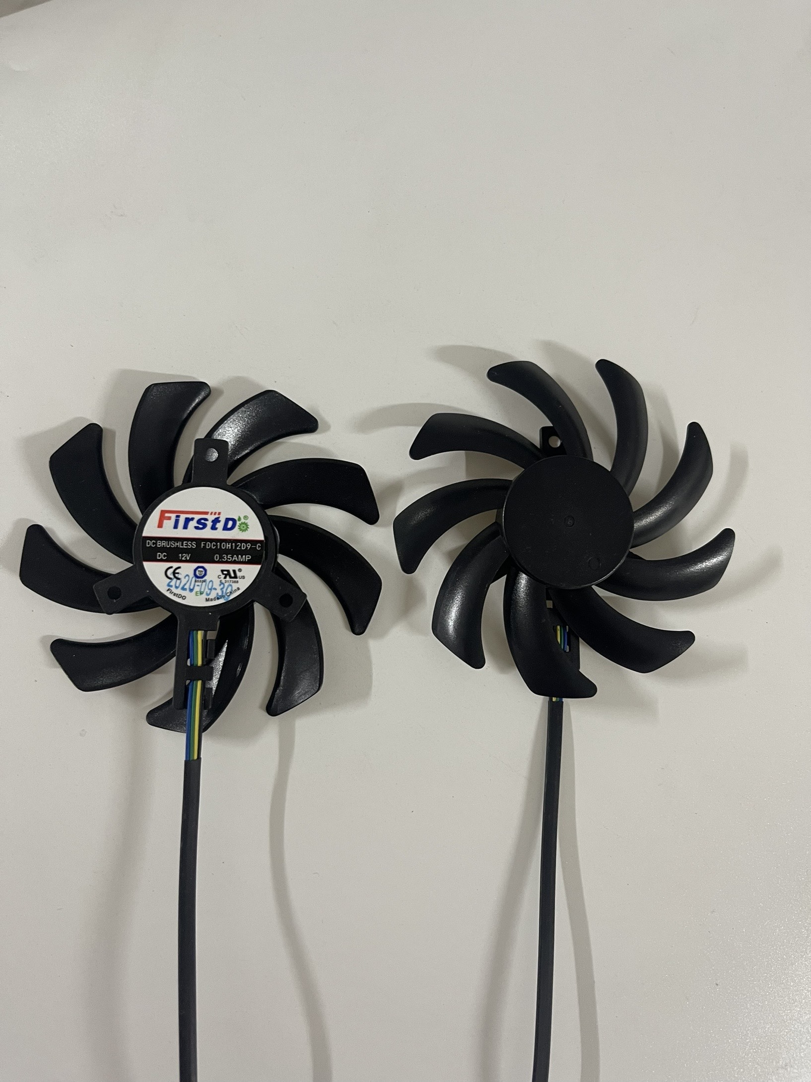 蓝宝石Radeon R9 Nano 显卡风扇 12V 0.35A FDC10H12D9-C - 图3