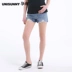 Unisunny phụ nữ mang thai denim quần short nữ thai sản thời trang mùa hè phụ nữ mang thai quần retro hoang dã mỏng mặc - Phụ nữ mang thai quần / quần bụng quần bầu công sở Phụ nữ mang thai quần / quần bụng