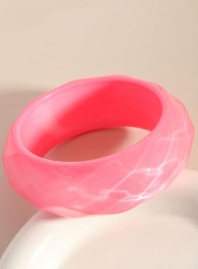 希音新款热销粉色ripple rotundity resin bracelet minimalist