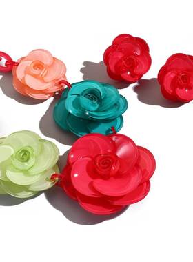 新款exaggeration atmosphere necklace 耳环组合 fashion person