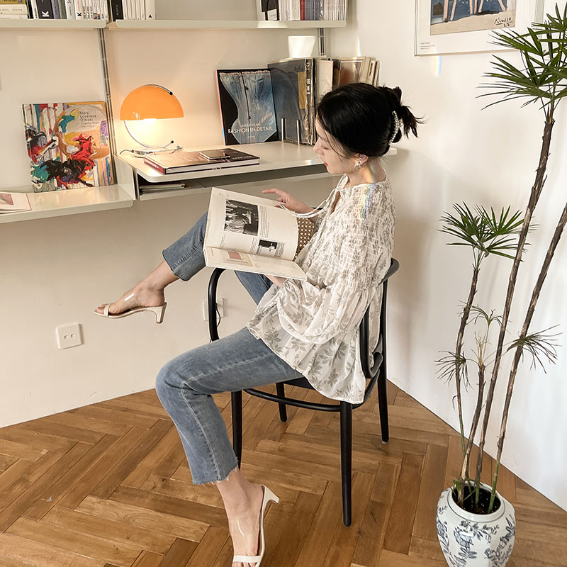 iris.O鸢百搭水洗做旧磨白须边九分弹力修身显瘦微喇叭牛仔裤春夏 - 图1