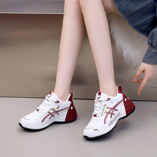 四季时尚鬼步舞男女款软皮软广场舞鞋轻便运动鞋皮蓬老爹鞋透气 - 图2