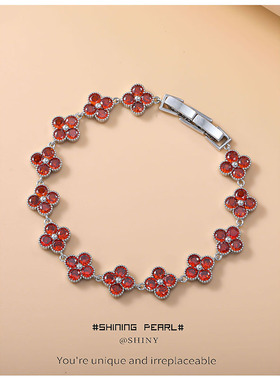 Versa樱花新品四叶草彩宝锆石手链 镀16k 简约微镶强保色时尚手饰