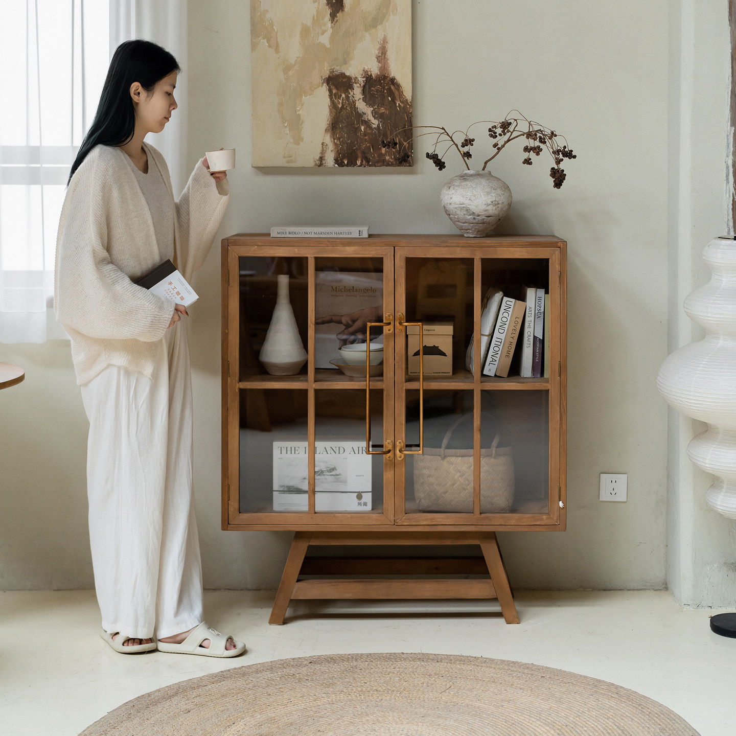 润家家居实木玻璃门储物柜原木收纳柜复古拉手置物柜家用展示柜,淘宝优惠券,粉丝福利购,淘宝优惠卷