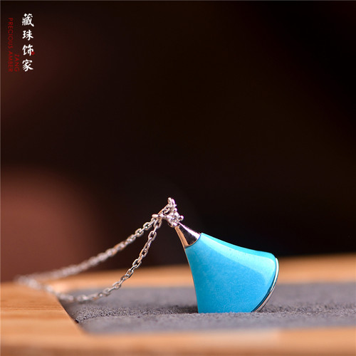 藏珠饰家 天然绿松石美国睡美人松石瓷松18k白金镶嵌钻石项链吊坠 - 图1