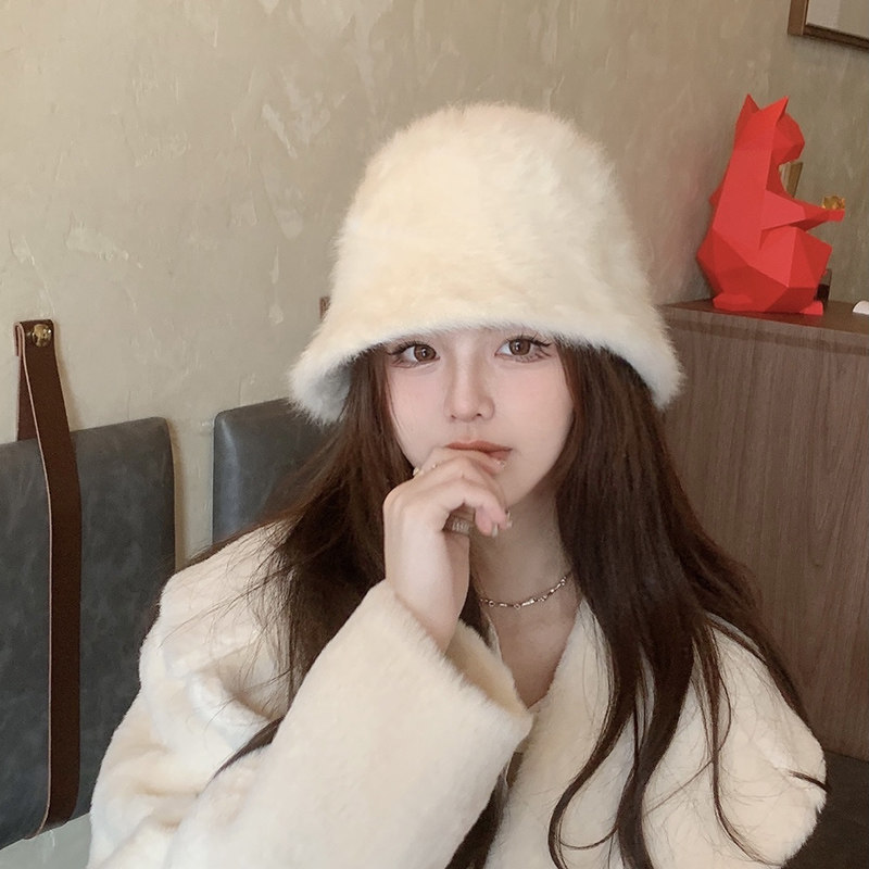 2025爆款兔毛渔夫帽女秋冬季大头围毛绒绒水桶显脸小白色帽子女款