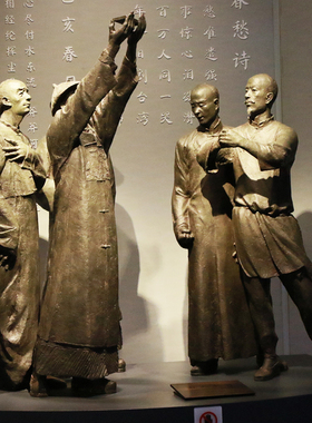精雕宴玻璃钢铸铜纪念馆