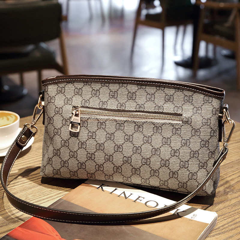 斜挎包女2020新款女包时尚简约中年 卡帝乐鳄鱼欧鹏女士包袋