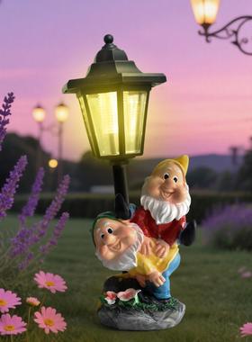 跨境庭院花园装饰小矮人户外太阳能灯精灵圣诞摆件别墅阳台路径灯