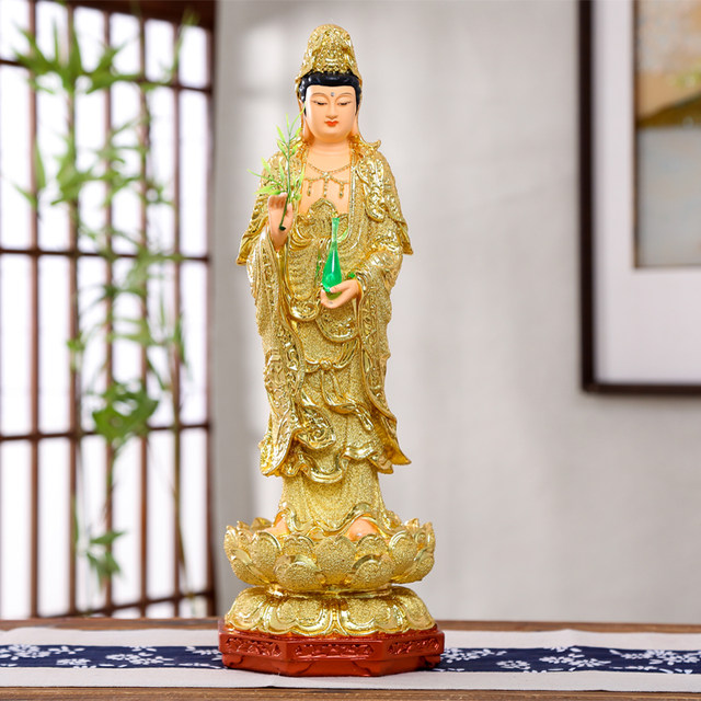 The Three Holy Saints of Guanyin in the West are popular at home