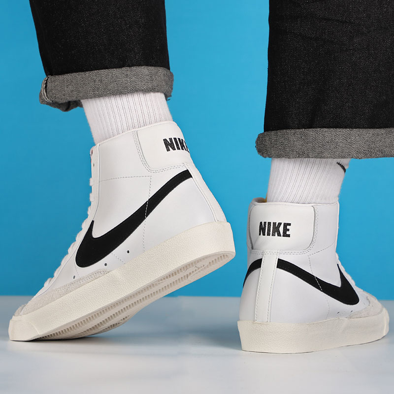 Nike耐克男鞋高帮板鞋2022秋冬新款BLAZER MID'77运动鞋BQ6806-图2