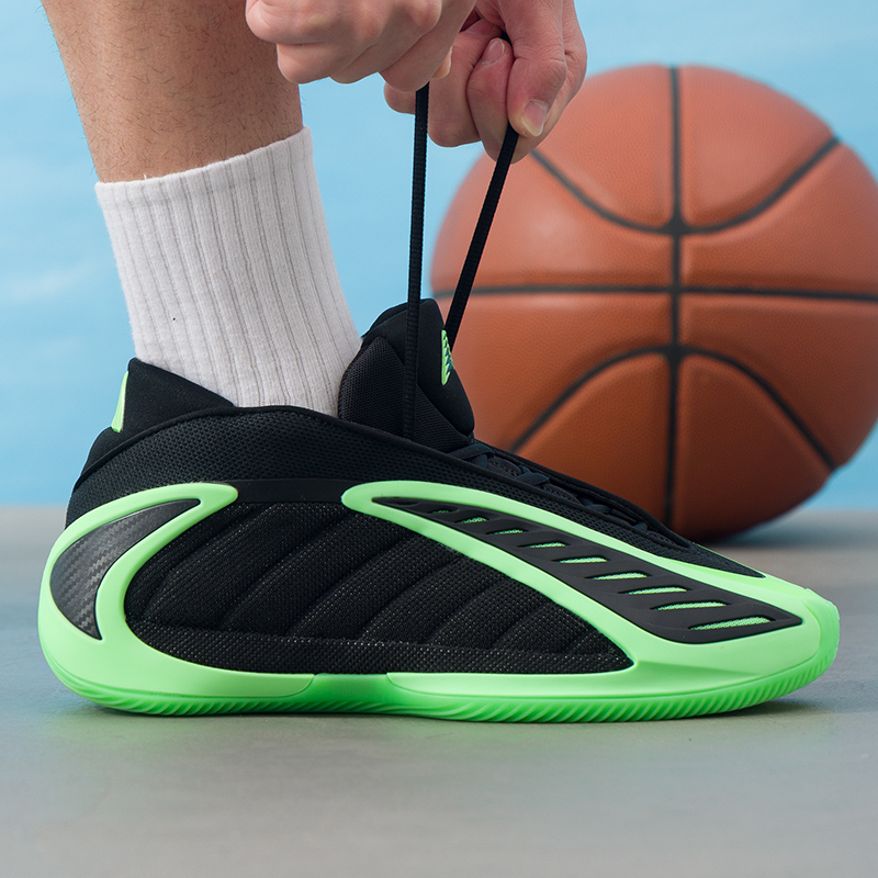 Adidas阿迪达斯男鞋2025冬季新款ANTHONY EDWARDS 2篮球鞋JR1572 - 图1