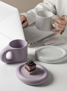 北欧风胖胖手柄马克杯可爱咖啡杯套装办公室陶瓷马克杯胖胖盘