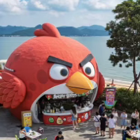 定制愤怒的小鸟屋大型玻璃钢雕塑