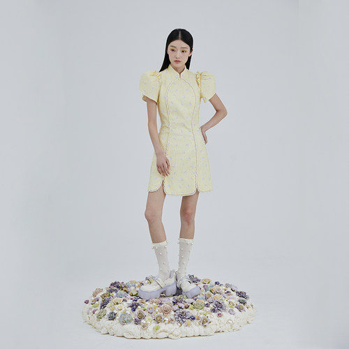 MildRate 双色蕾丝新中式珍珠旗袍裙花苞袖少女连衣裙 - 图0