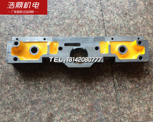 沈阳中捷摇臂钻床配件Z3040/Z3050X16主轴箱夹紧压板制动架 - 图1