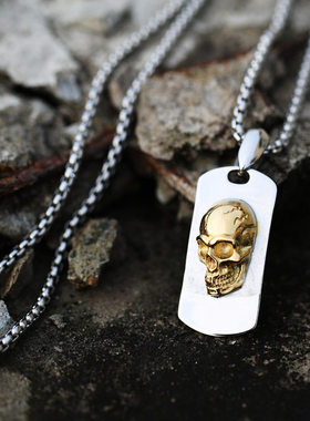 维京吊坠钛钢钥匙盘蛇镶宝石挂件