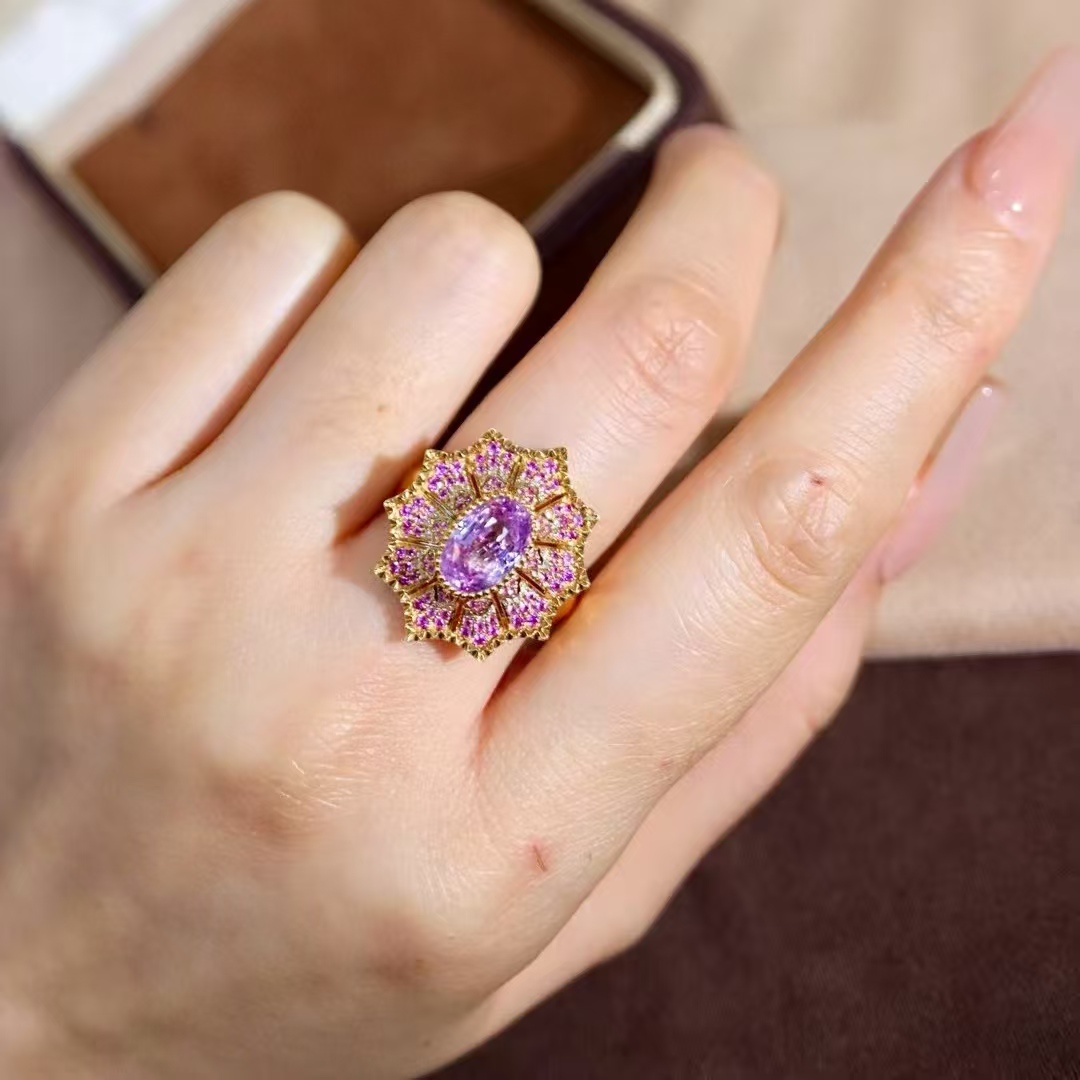 18K钻石镶嵌 无烧蓝宝石戒指 主石3.01克拉 意式浪漫梦幻紫色公主 - 图3