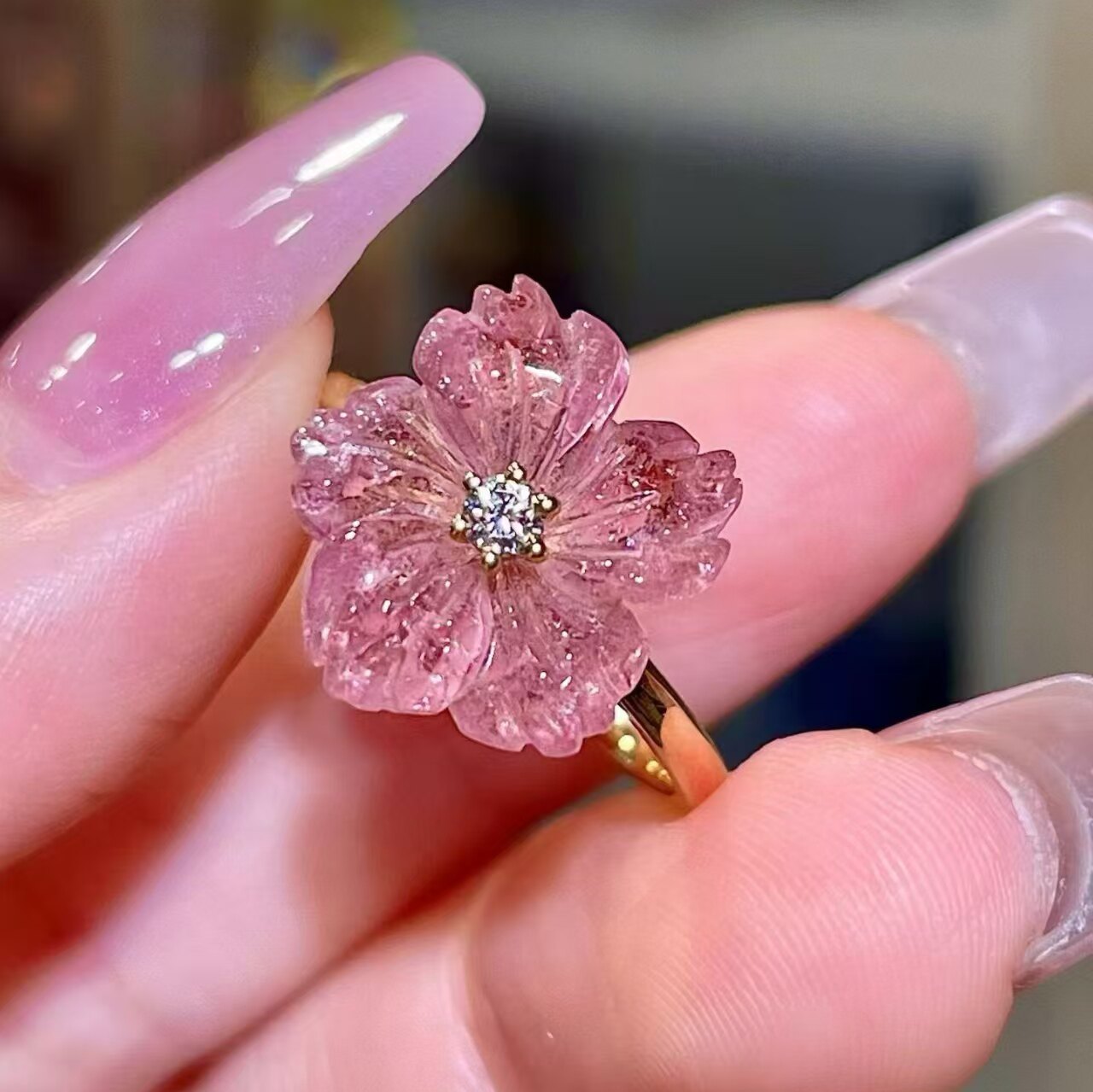 18K gold inlaid hand-carved natural tourmaline flower ring, size 14.5*13.5mm, super beautiful to use