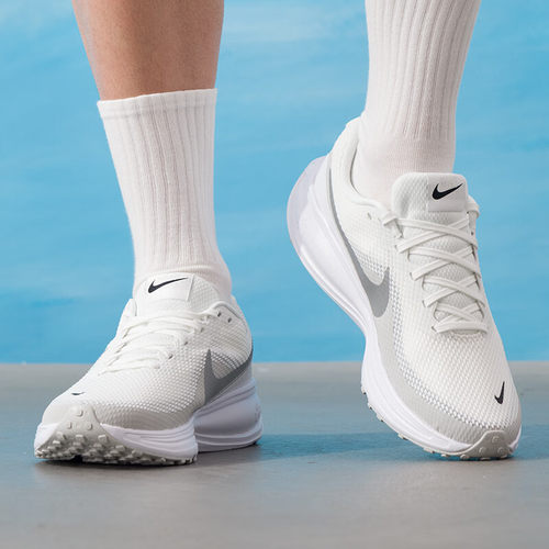 Nike耐克跑鞋男鞋春季REVOLUTION 8运动鞋厚底缓震透气健身跑步鞋 - 图2
