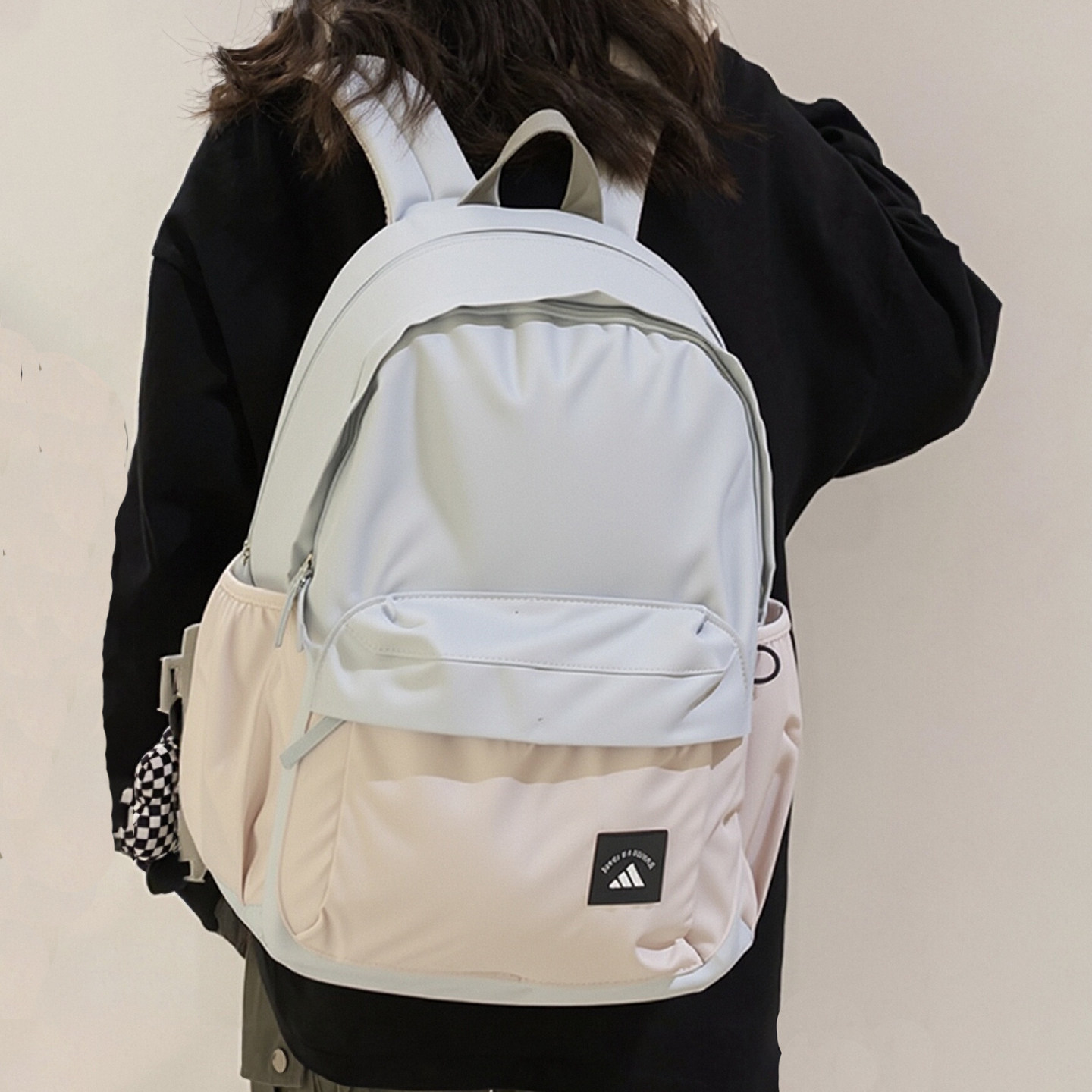 Genuine fake men's and women's schoolbags