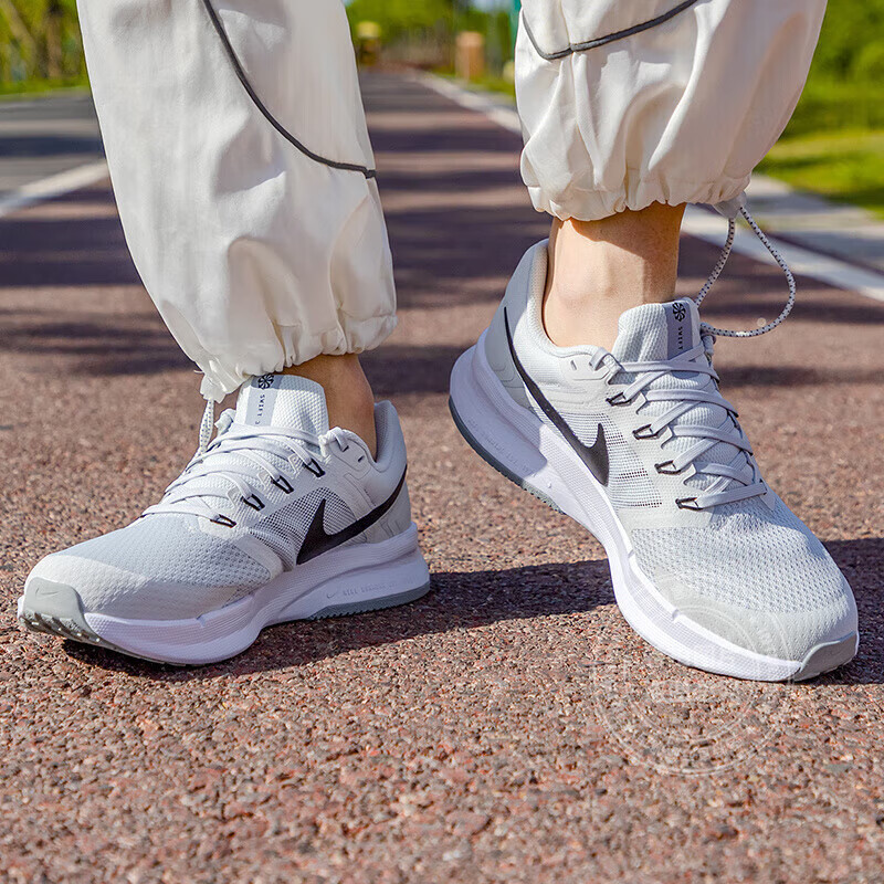 NIKE耐克男鞋春季新款运动鞋RUN SWIFT 3耐磨缓震轻便透气跑步鞋 - 图2