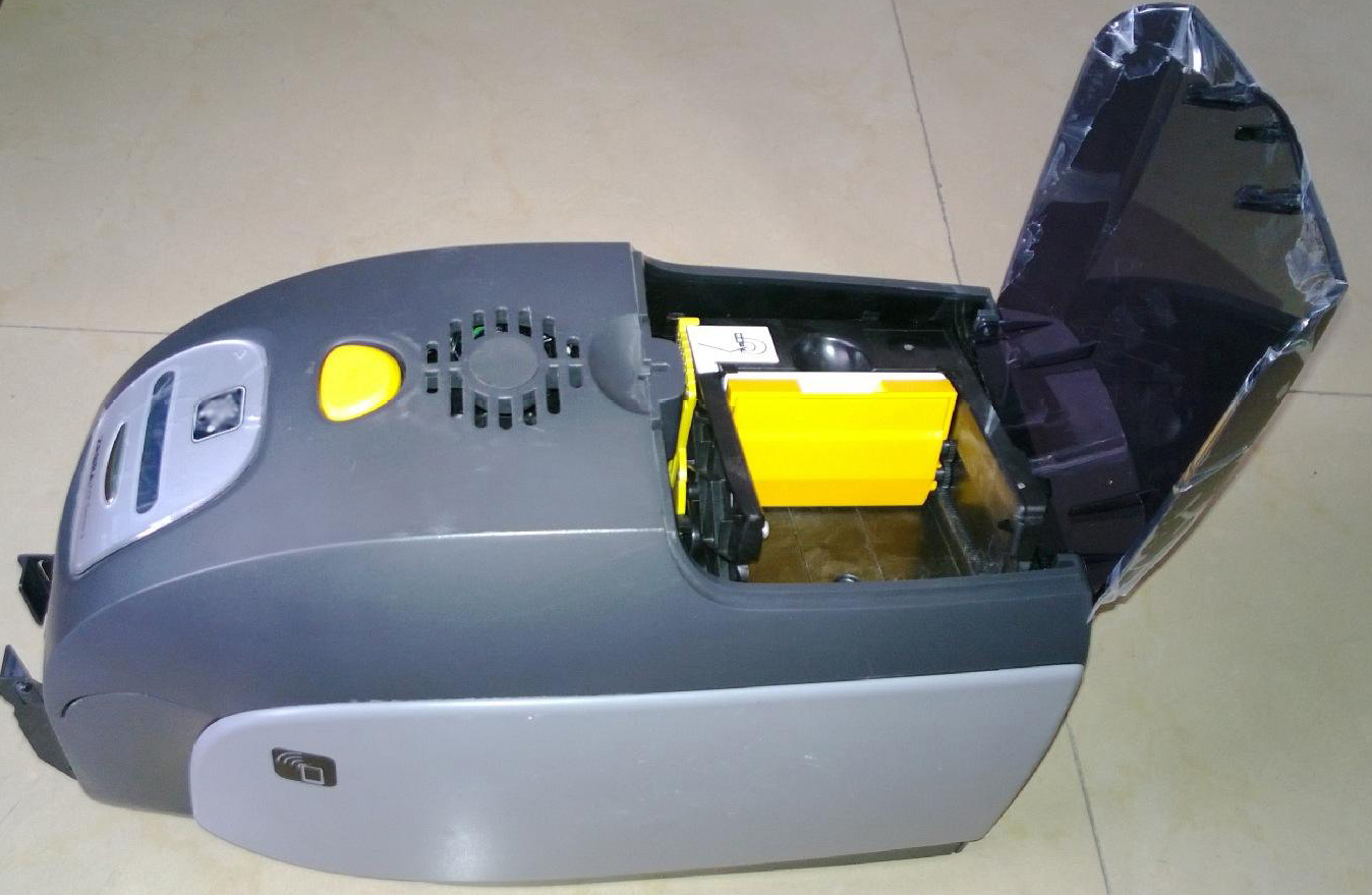 新款ZXP3C SERIES证卡打印机学生卡员工卡证件卡打印机 - 图0