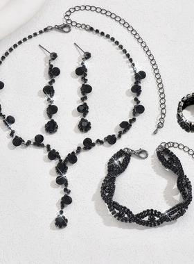 2022时尚水晶水钻 项链耳钉手链三件套首饰配件 婚礼饰品百搭新娘