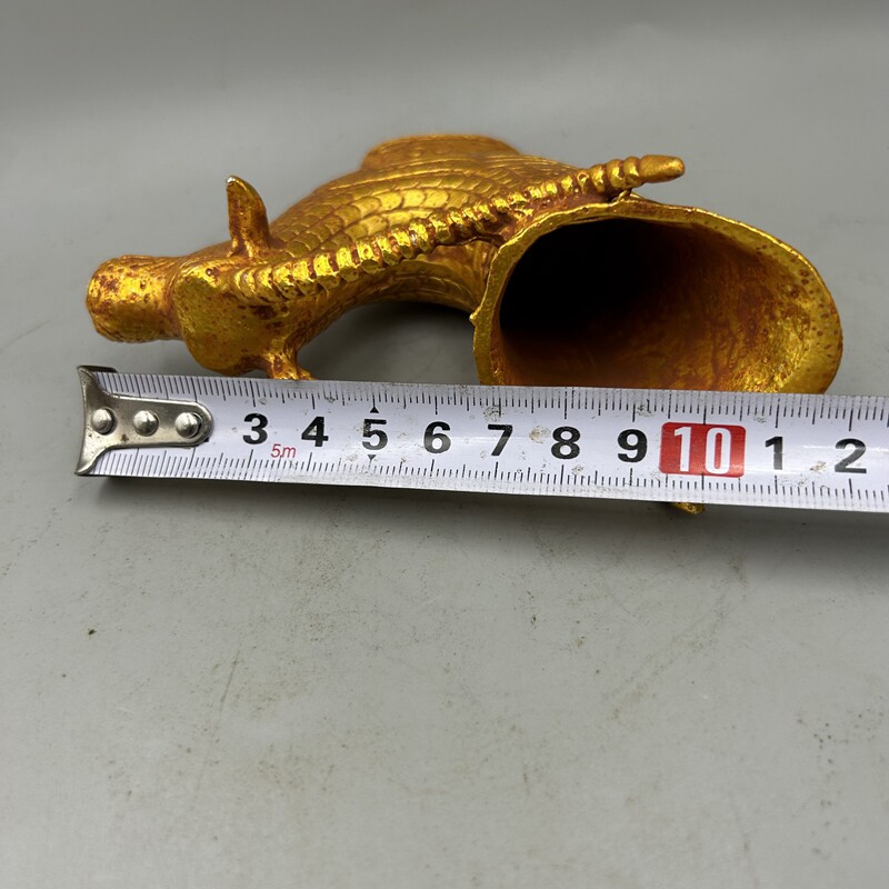 Free shipping of antiques and miscellaneous items, Tang Dynasty wine cups, zodiac sheep zodiac ornaments, home ornaments, no copperware allowed