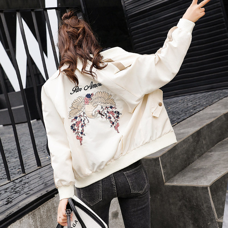 绣花短外套女宽松bf夹克衫小棒球服 匡魅短外套