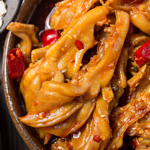 新鲜现做麻辣去骨鸭掌