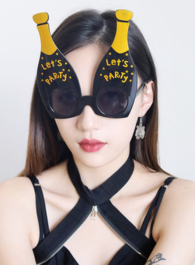 香槟酒瓶眼镜酒吧派对搞怪墨镜女